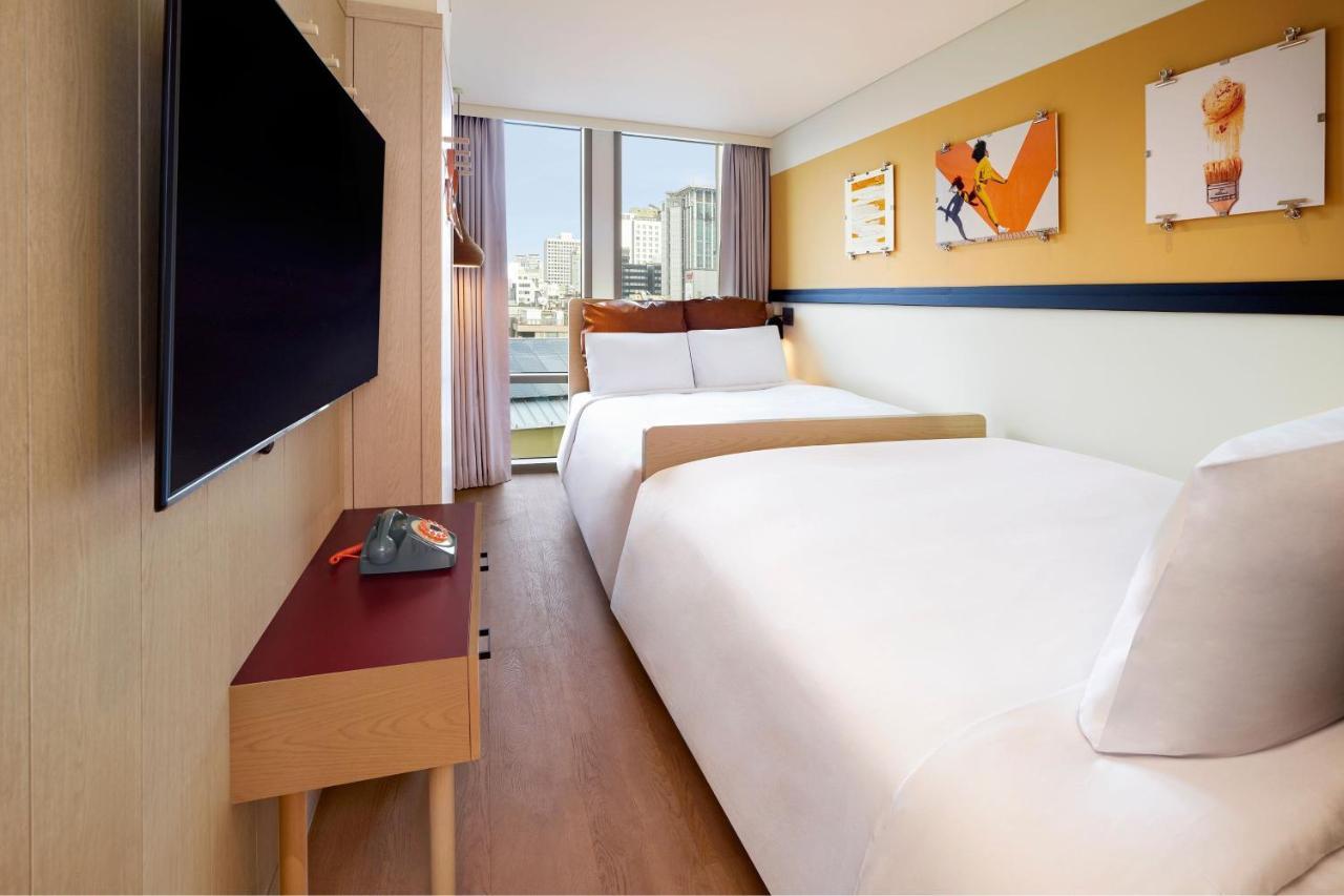 Moxy Seoul Myeongdong Hotel Bagian luar foto