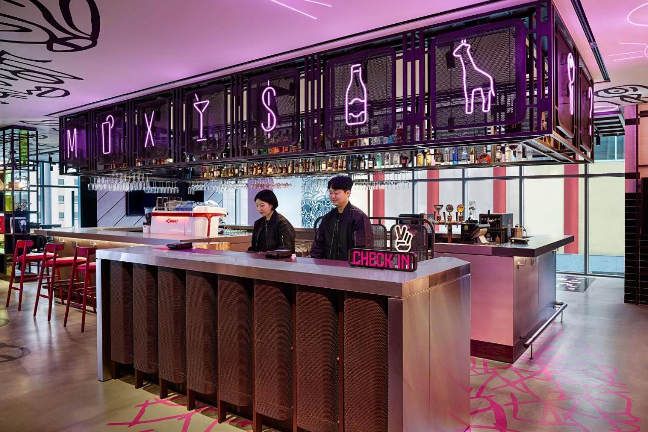 Moxy Seoul Myeongdong Hotel Bagian luar foto