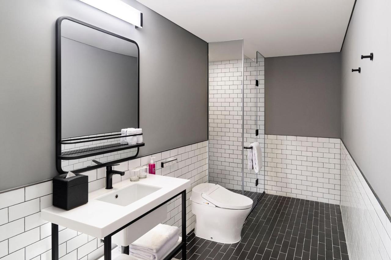 Moxy Seoul Myeongdong Hotel Bagian luar foto