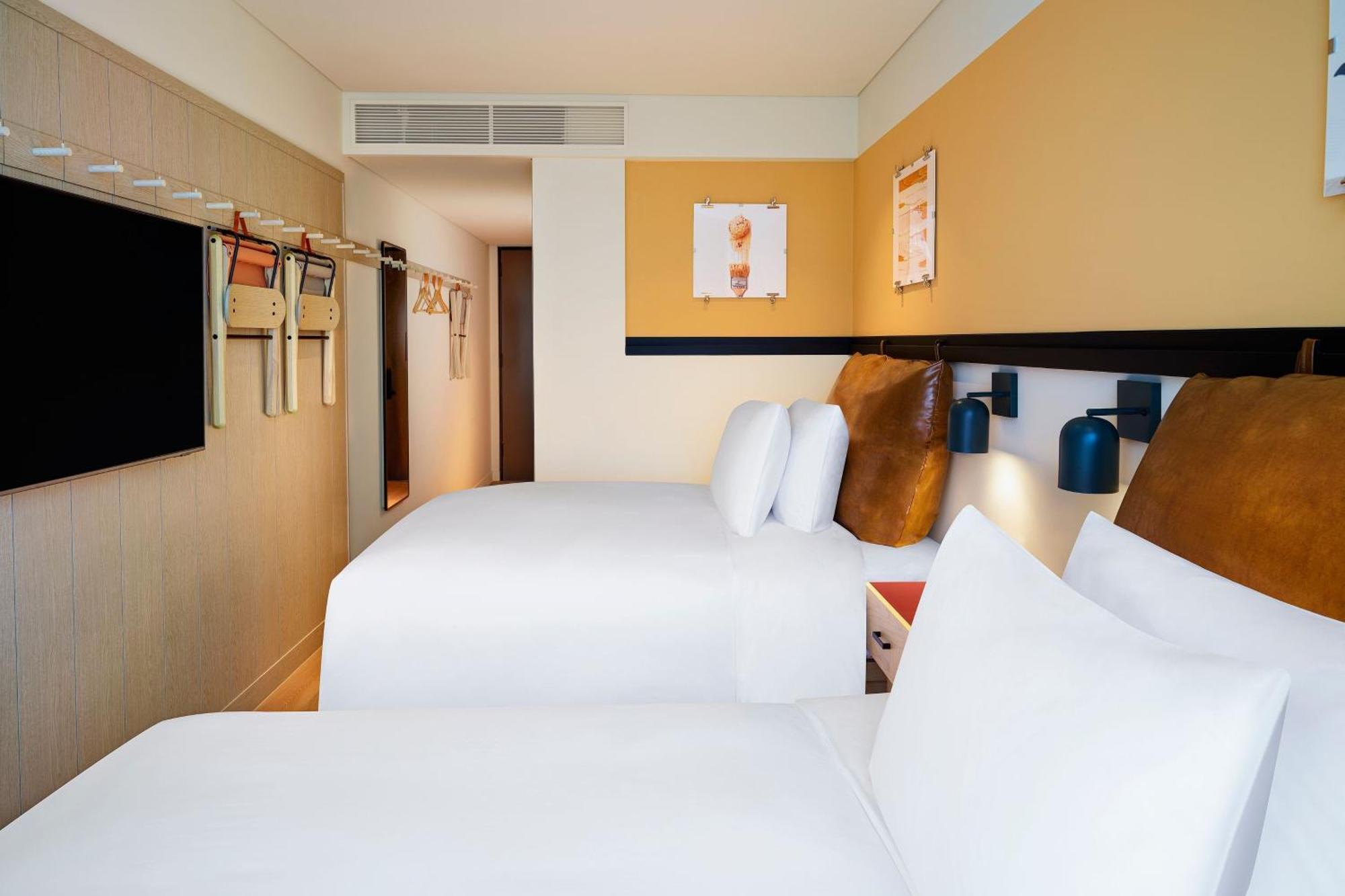 Moxy Seoul Myeongdong Hotel Bagian luar foto